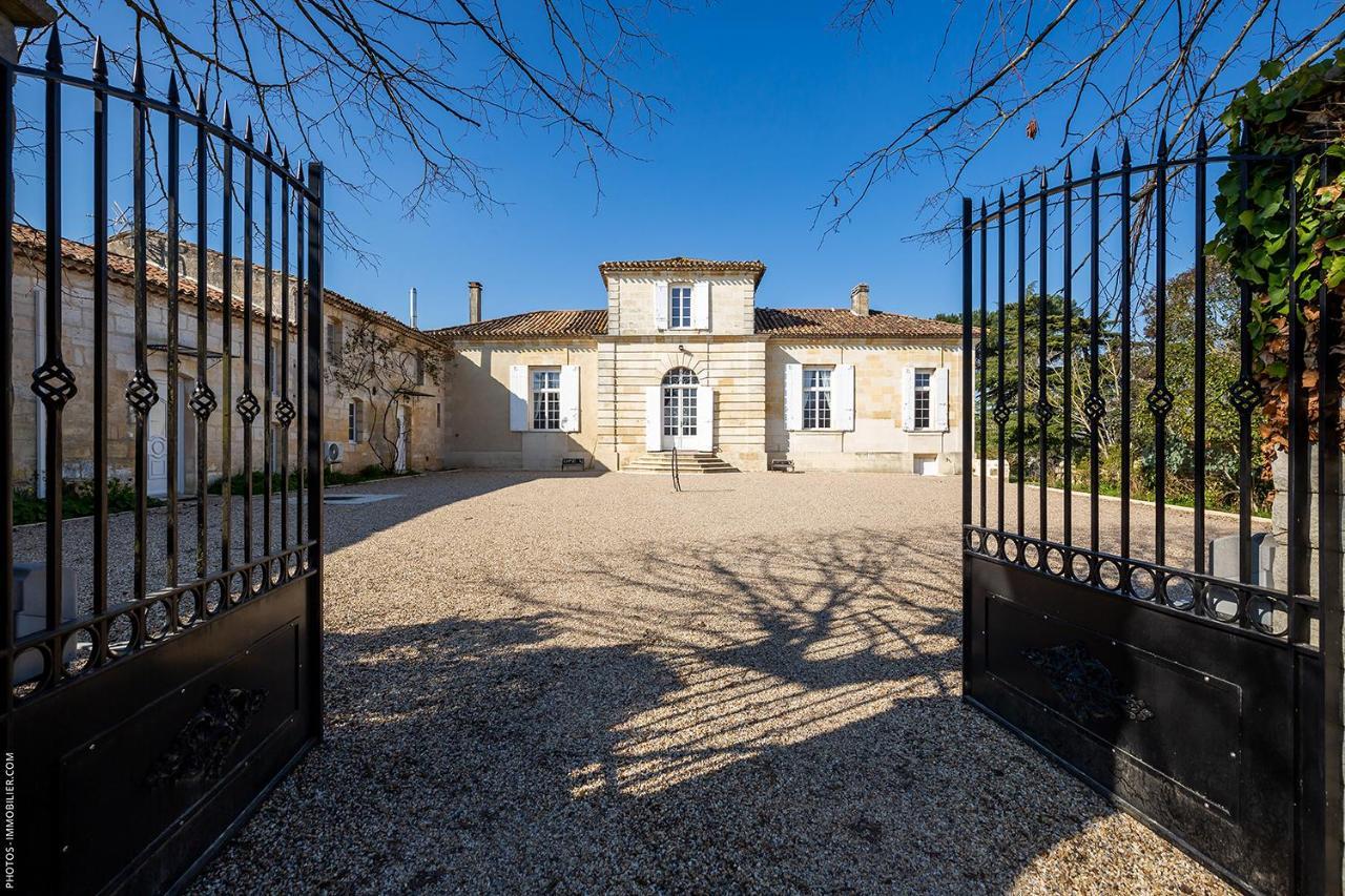 Hotel Domaine du chauvet à Sainte-Eulalie  Extérieur photo